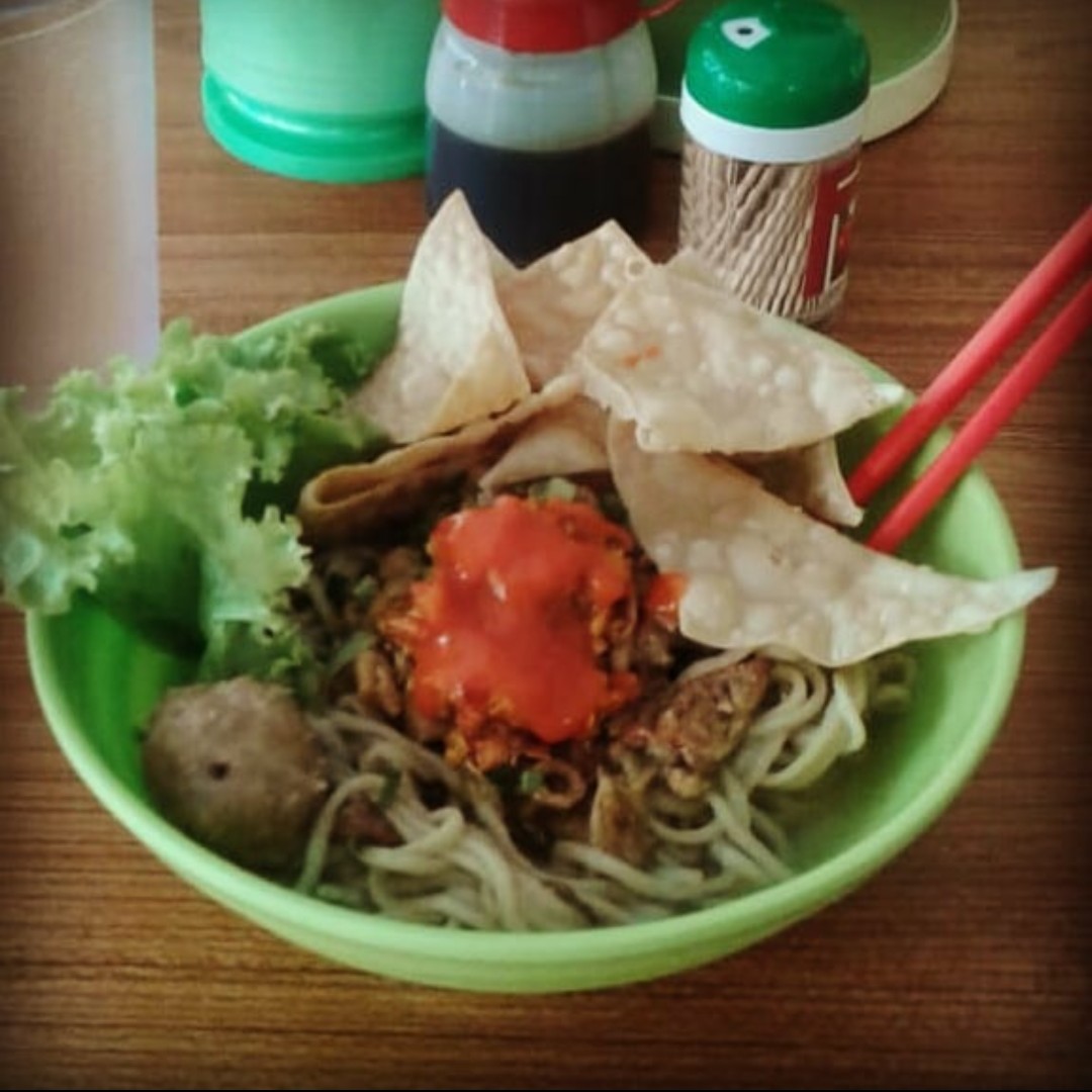 Mie Ayam WRH