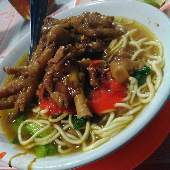 Mie Ayam dan Ceker