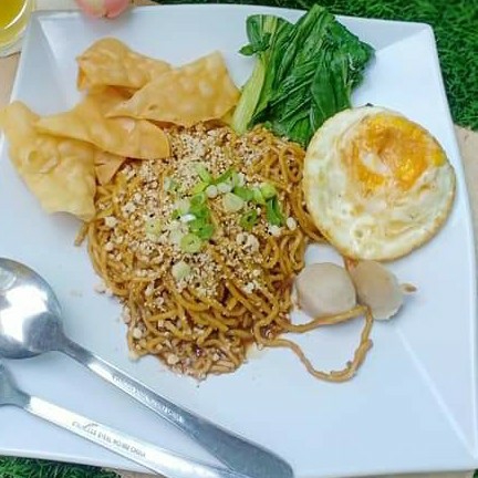 Mie DM Telor