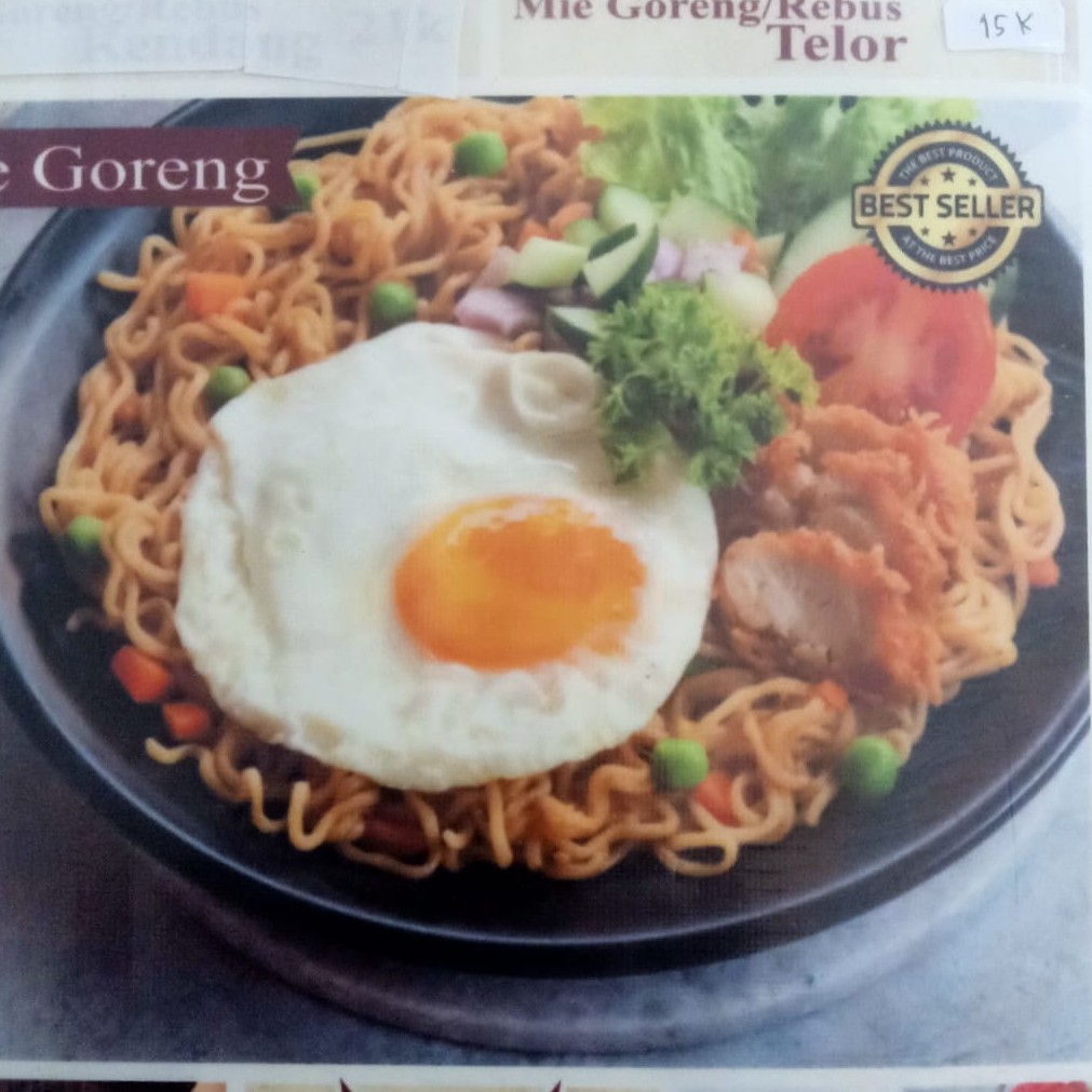 Mie Goreng Atau Rebus Ayam Geprek