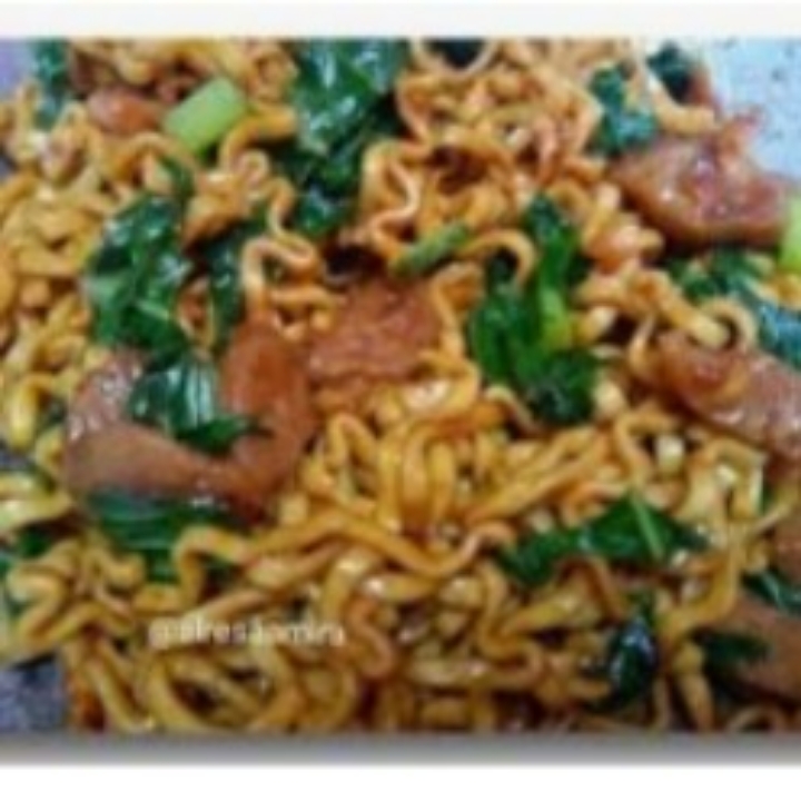 Mie Goreng Atau Rebus Spesial