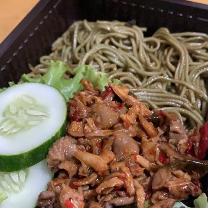 Mie Goreng Ayam Suwir