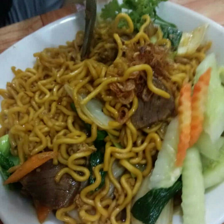 Mie Goreng Daging Sapi