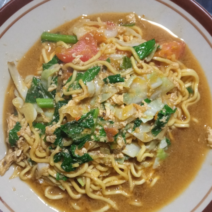 Mie Goreng Mie Rebus