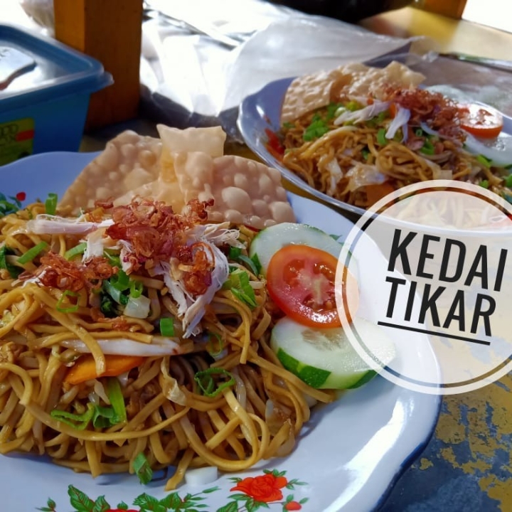 Mie Goreng Pangsit