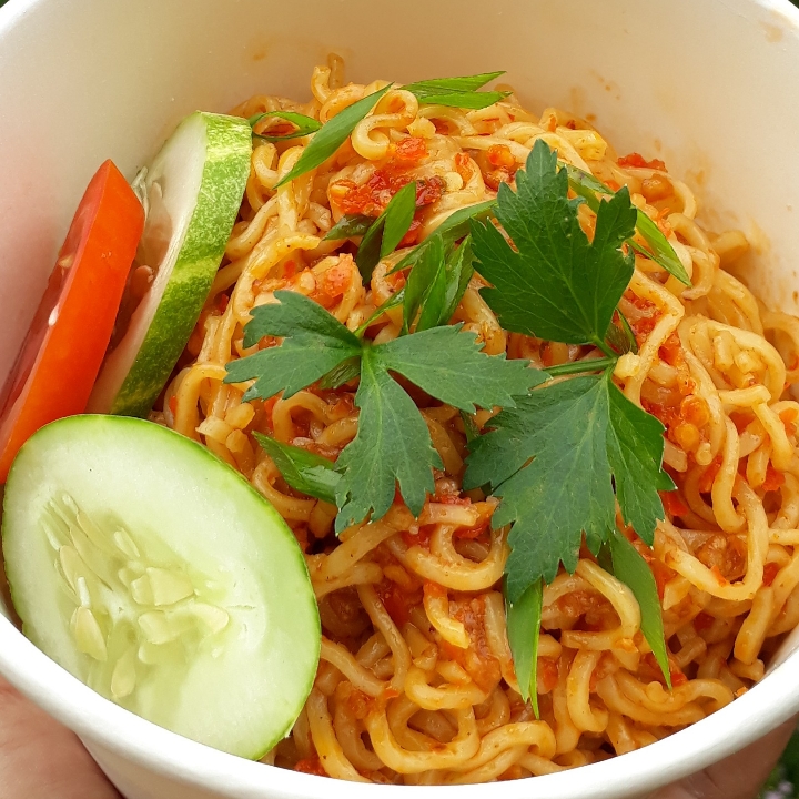 Mie Goreng Pedas Porsi JUMBO