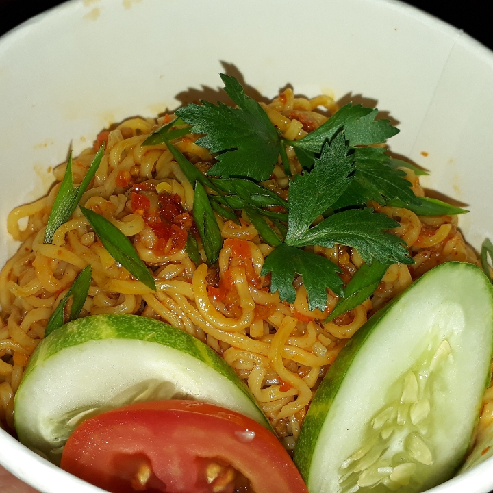 Mie Goreng Pedas Porsi JUMBO 2