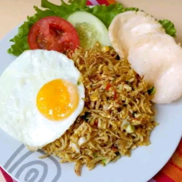 Mie Goreng Pete Sosis