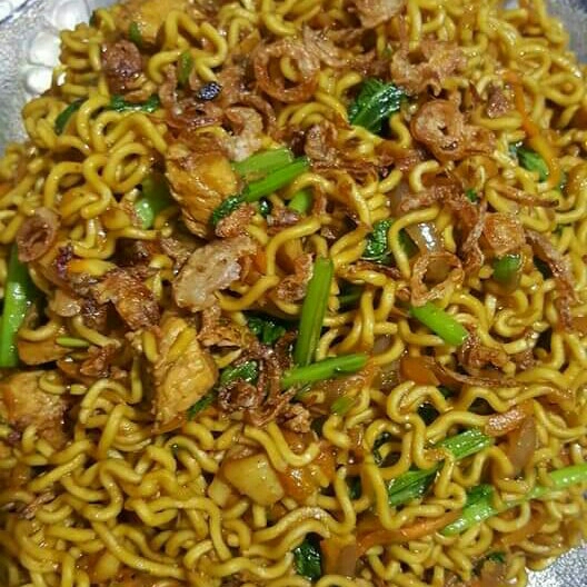 Mie Goreng Raisa