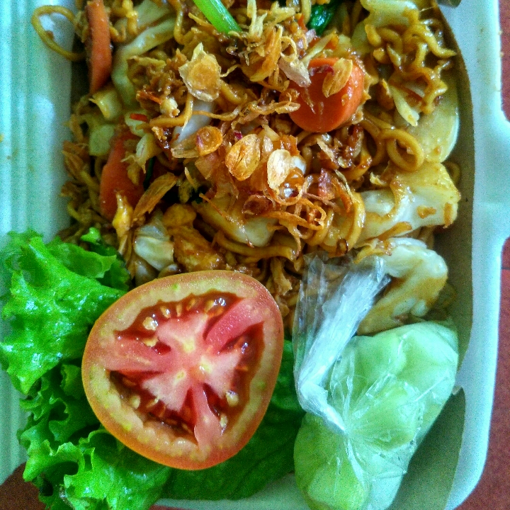 Mie Goreng Sosis