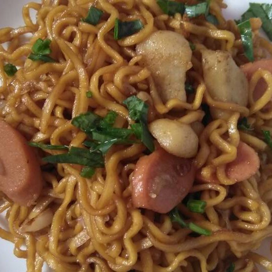 Mie Goreng Sosis Baso