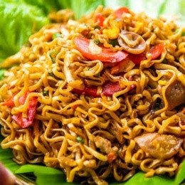 Mie Goreng atau Kuah Biasa