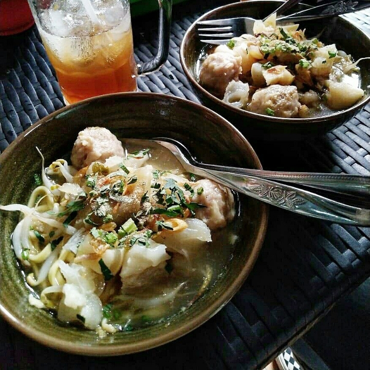 Mie Kocok Bakso