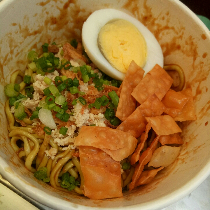 Mie Korean Spicy Topping Telur