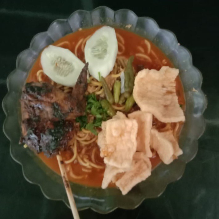 Mie Kuah Dan Ayam Bakar