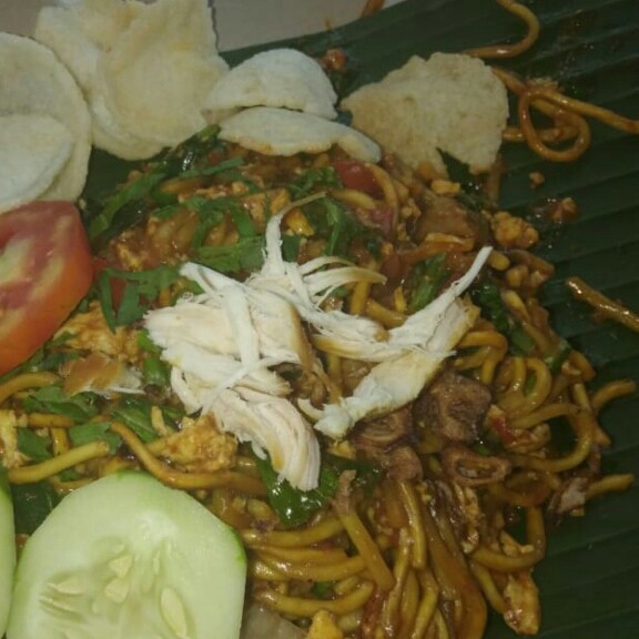 Mie Kuning Basah