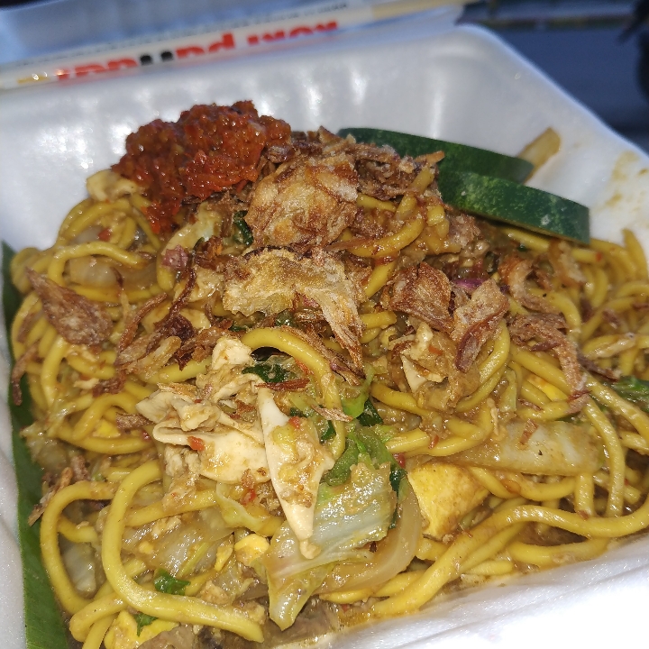 Mie Kuning Basah Goreng 