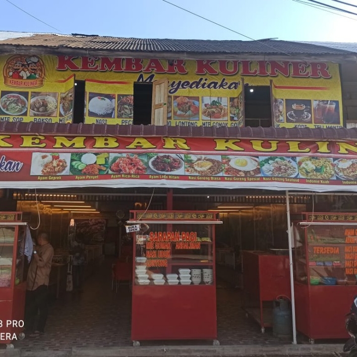 Mie Kuning Goreng Atau Kuah Seafood