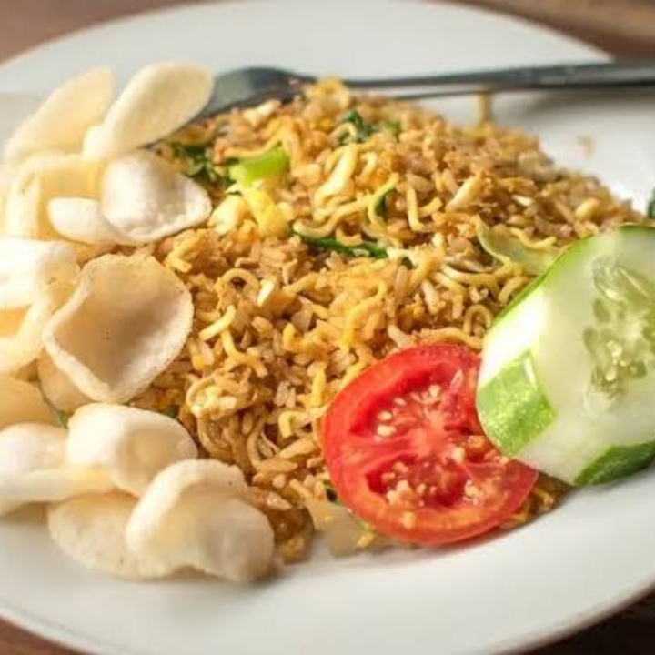 Mie Nasi Goreng