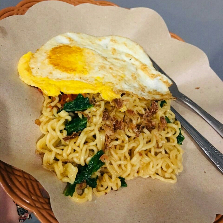 Mie Nyonyor