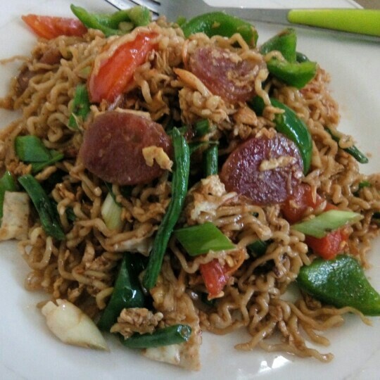 Mie Pangsit Goreng