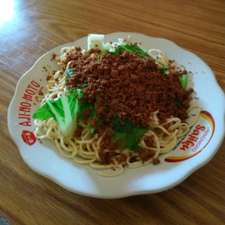 Mie Pangsit Jumbo