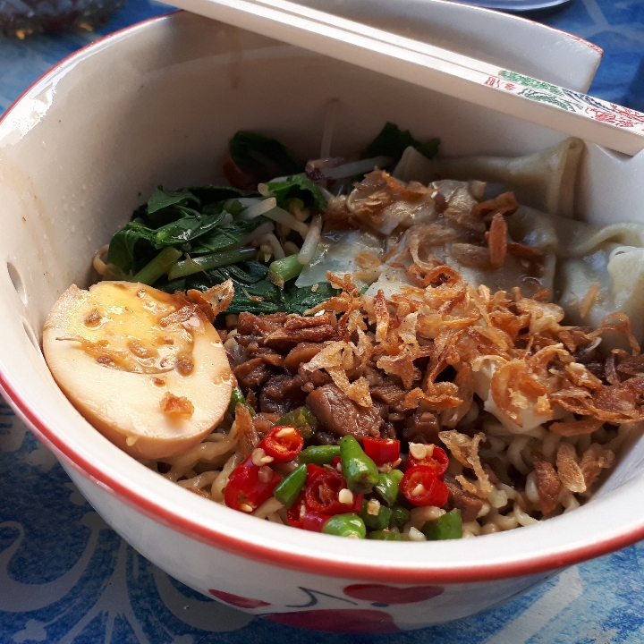 Mie Pangsit Kuah 2