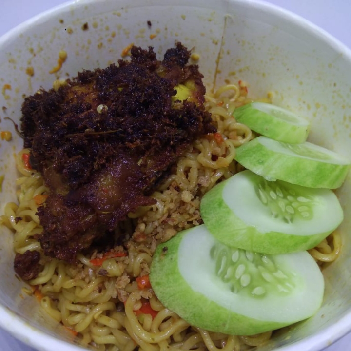 Mie Pedas Ayam Rempah