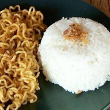 Mie Sedap Goreng