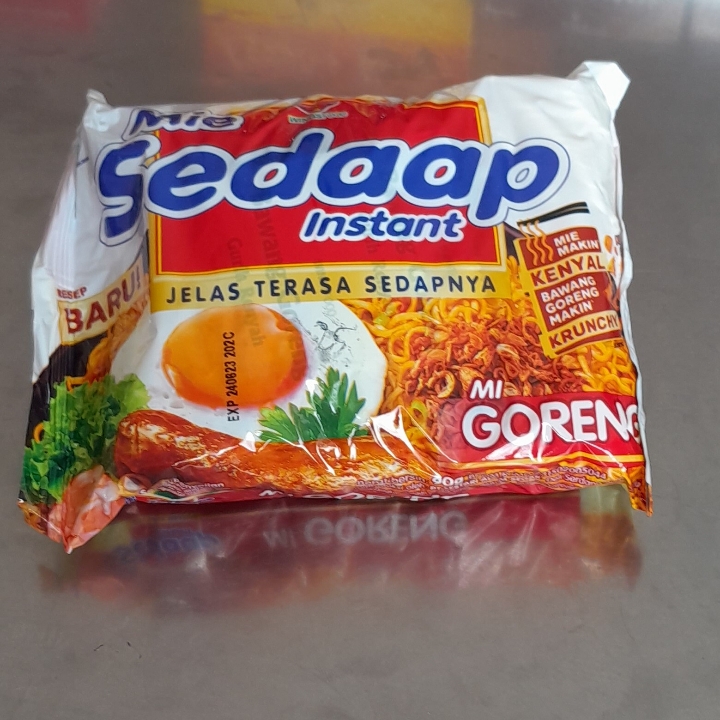 Mie Sedap Goreng