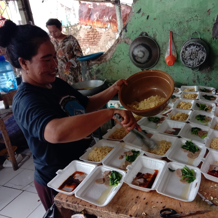 Mie Setan Dan Telur 2