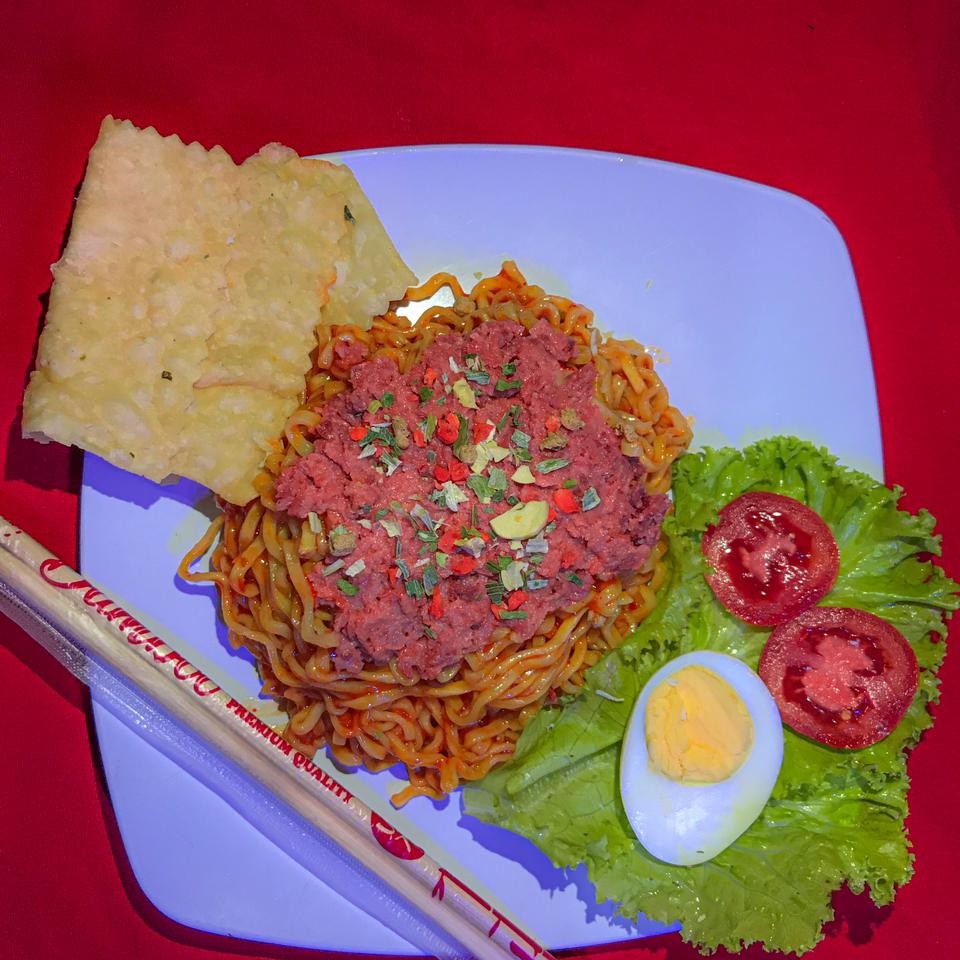 Mie Setan Kornet