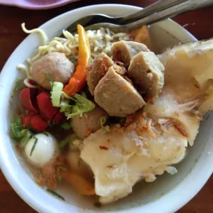 Mie So Dengkil Bakso 