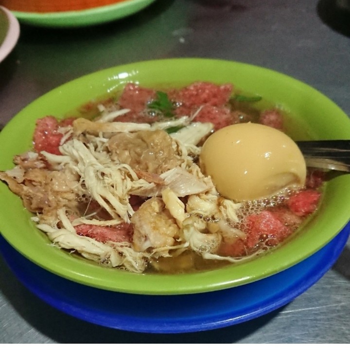 Mie Sop Ayam Telur