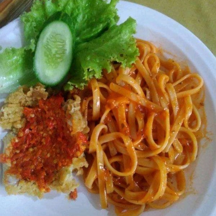 Mie Spagheti Ayam Geprek