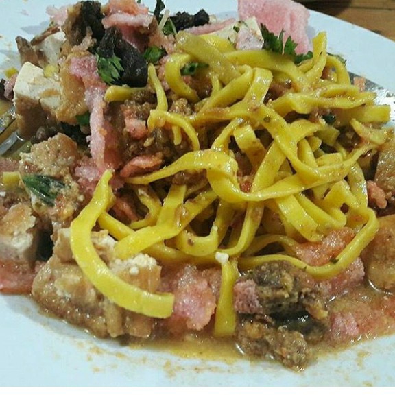 Mie Tahu