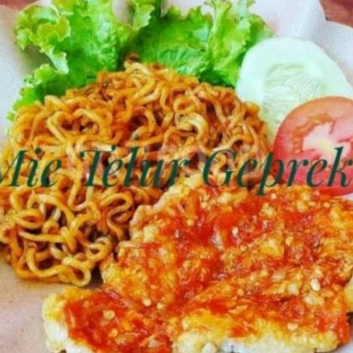 Mie Telur Geprek