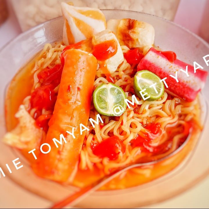 Mie Tomyam