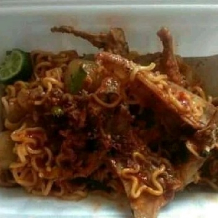 Mie Tulang Pelakor