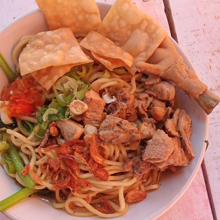 Mie ayam ceker