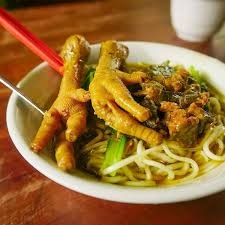 Mie ayam kuah Ceker