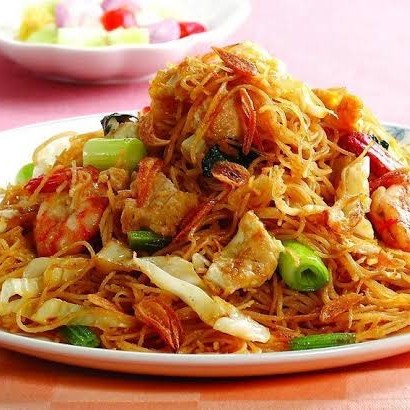 Mie hun goreng spesial mataram