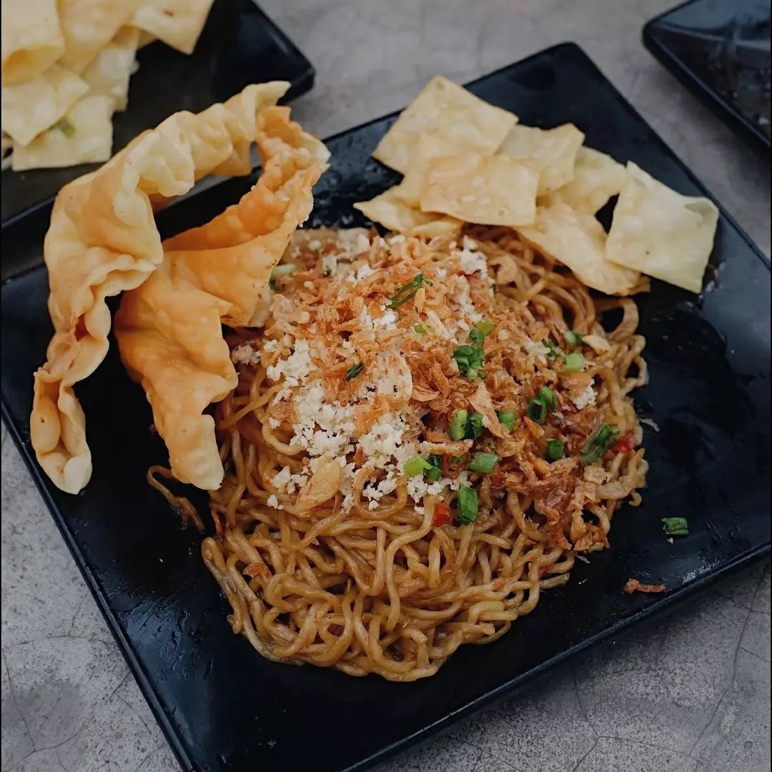 Mie setan