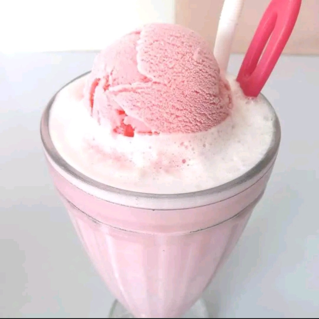 Milk Shake Strawberry