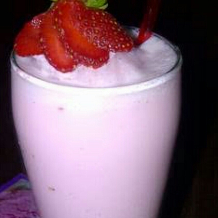 Milkshake strawberi 