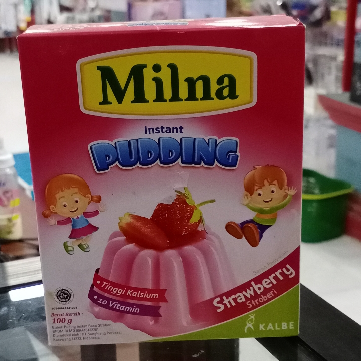 Milna Pudding Instan Rasa Stroberry