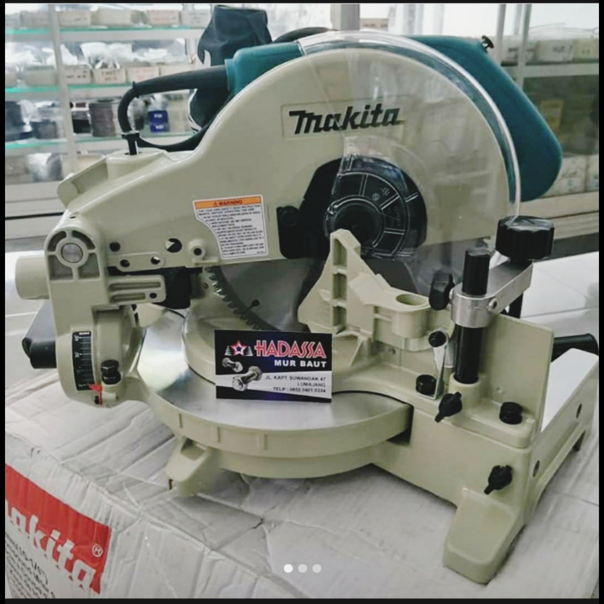 Miter Saw Makita LS1040 2