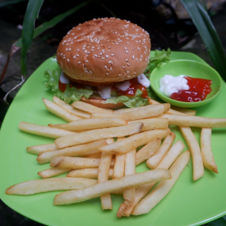 Mix Burger Ayam Kentang