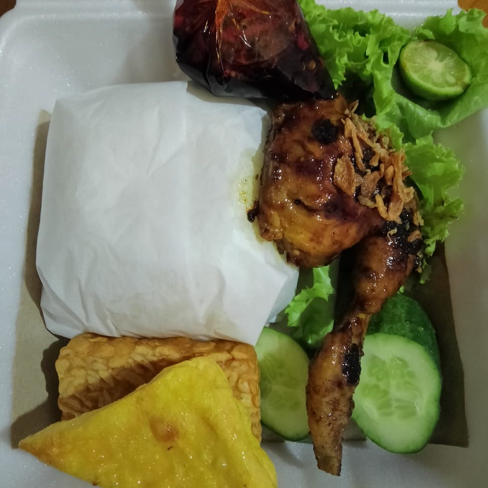 NASI AYAM BAKAR