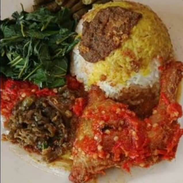 NASI AYAM BALADO KOMPLIT